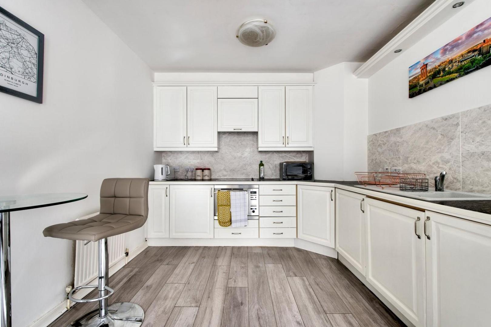 Апартаменты Guestready - Bright & Airy 1Br Flat In Center Эдинбург Экстерьер фото